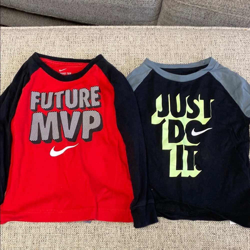 2 long sleeve Nike boy shirts